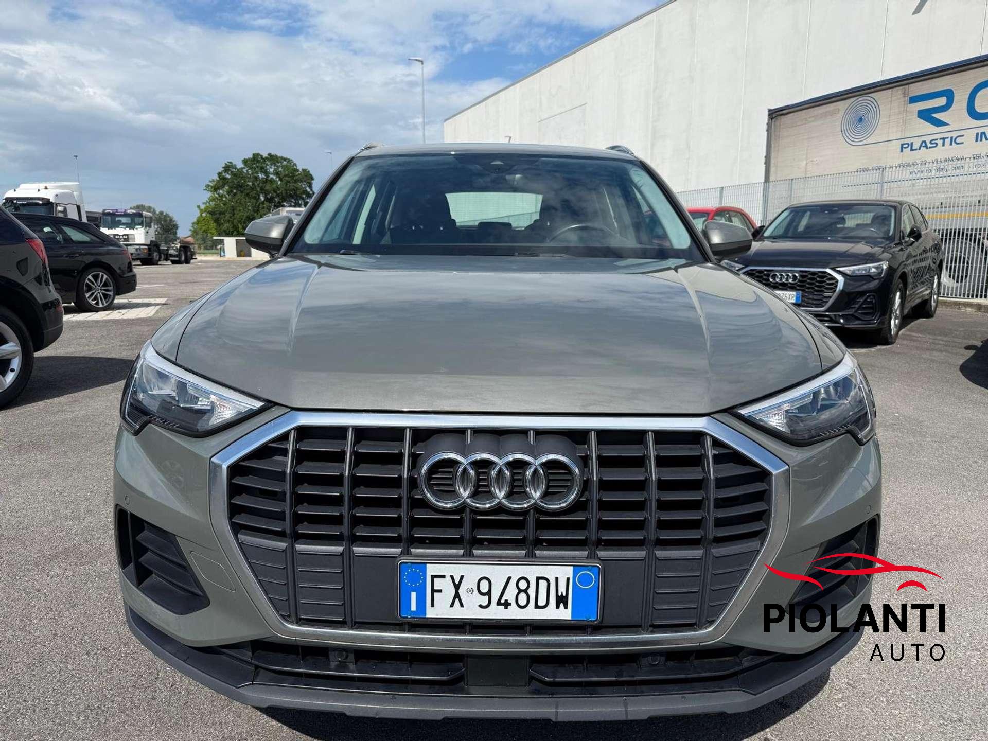 Audi Q3  Q3 35 2.0 tdi Business s-tronic