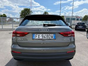 Audi Q3  Q3 35 2.0 tdi Business s-tronic