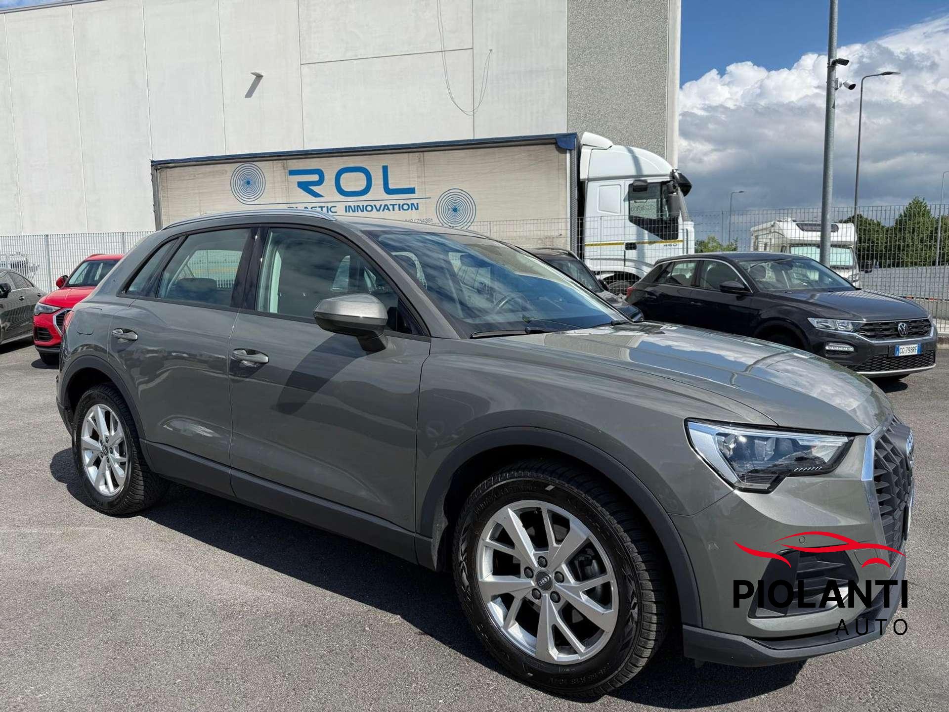 Audi Q3  Q3 35 2.0 tdi Business s-tronic