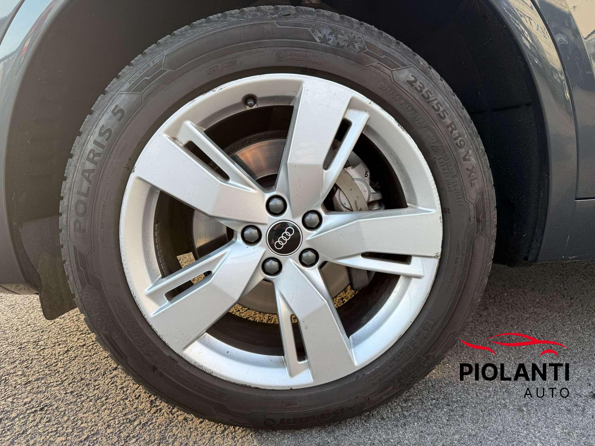 Audi Q5  Q5 40 2.0 tdi mhev 12V Business Advanced quattro
