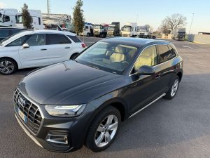 Audi Q5  Q5 40 2.0 tdi mhev 12V Business Advanced quattro