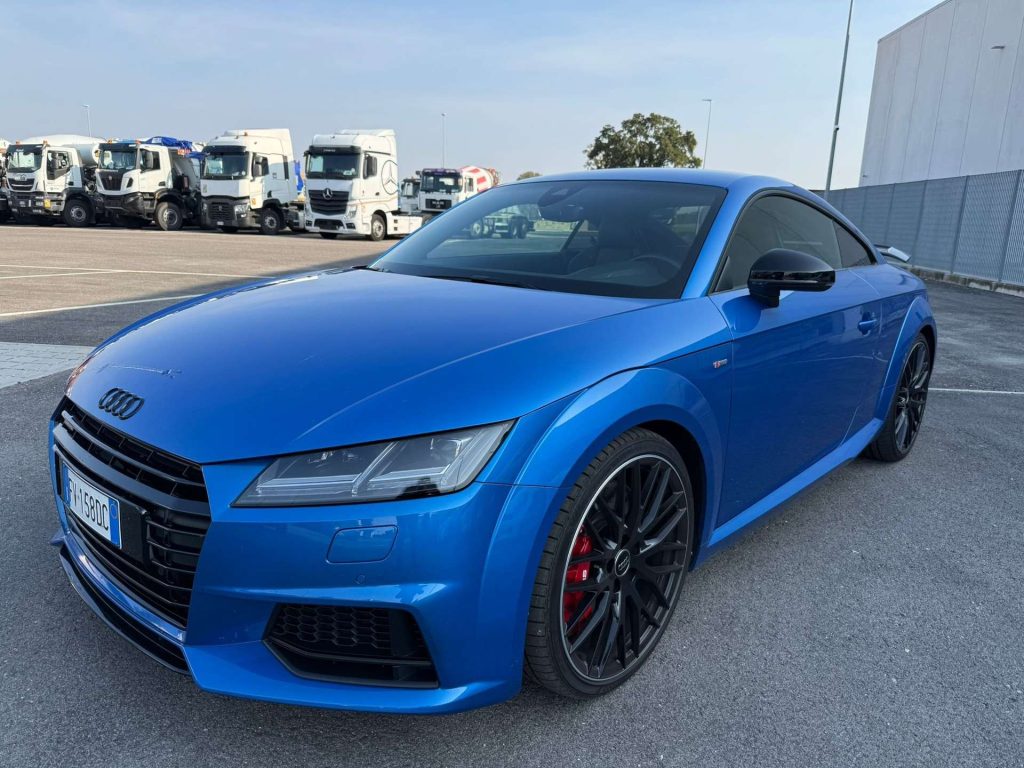 Audi TT  TT Coupe 2.0 tfsi S line COMPETITION QUATTRO