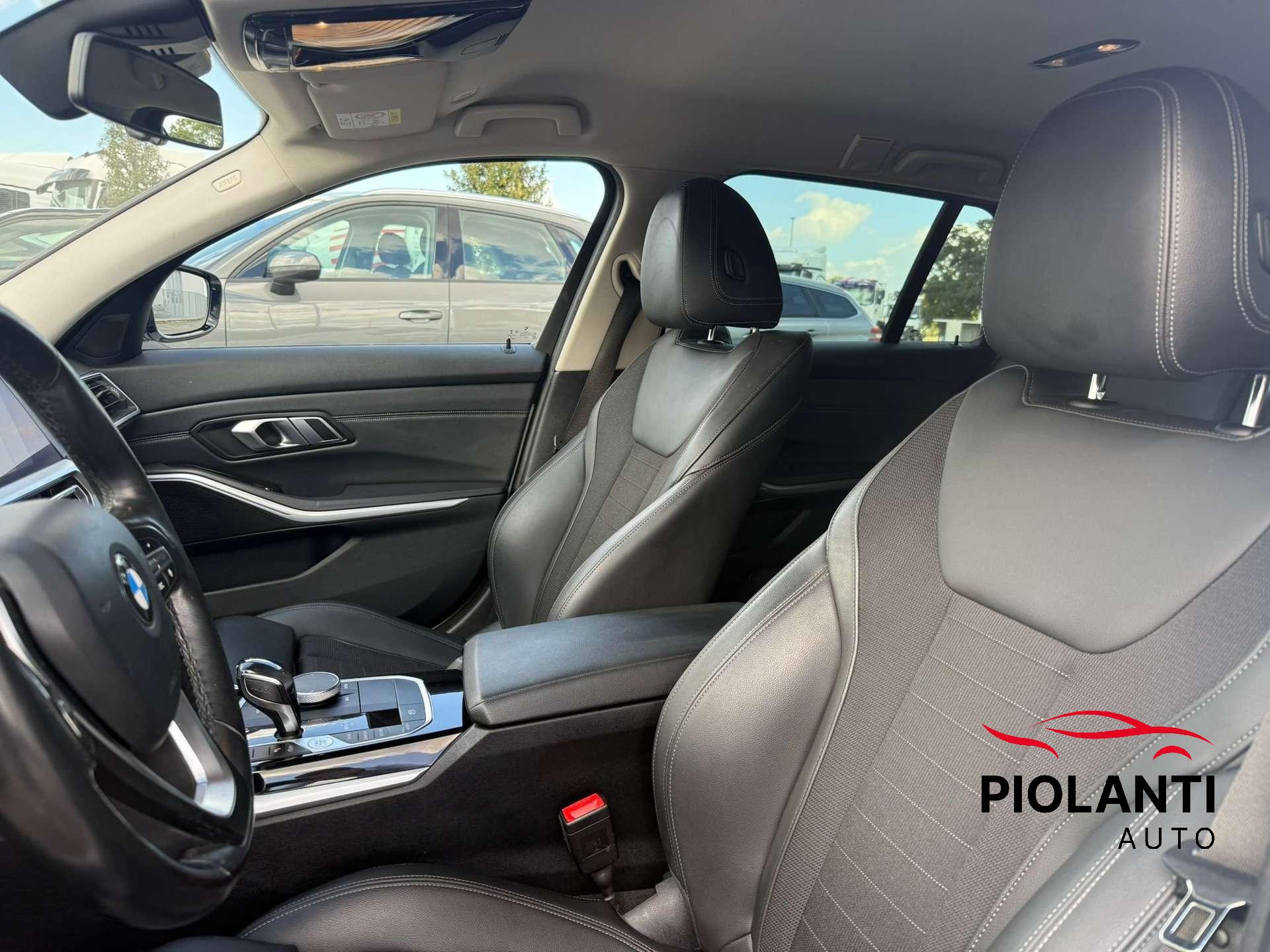 BMW 320  Serie 3 G21 2019 Touring 320d Touring Msport auto