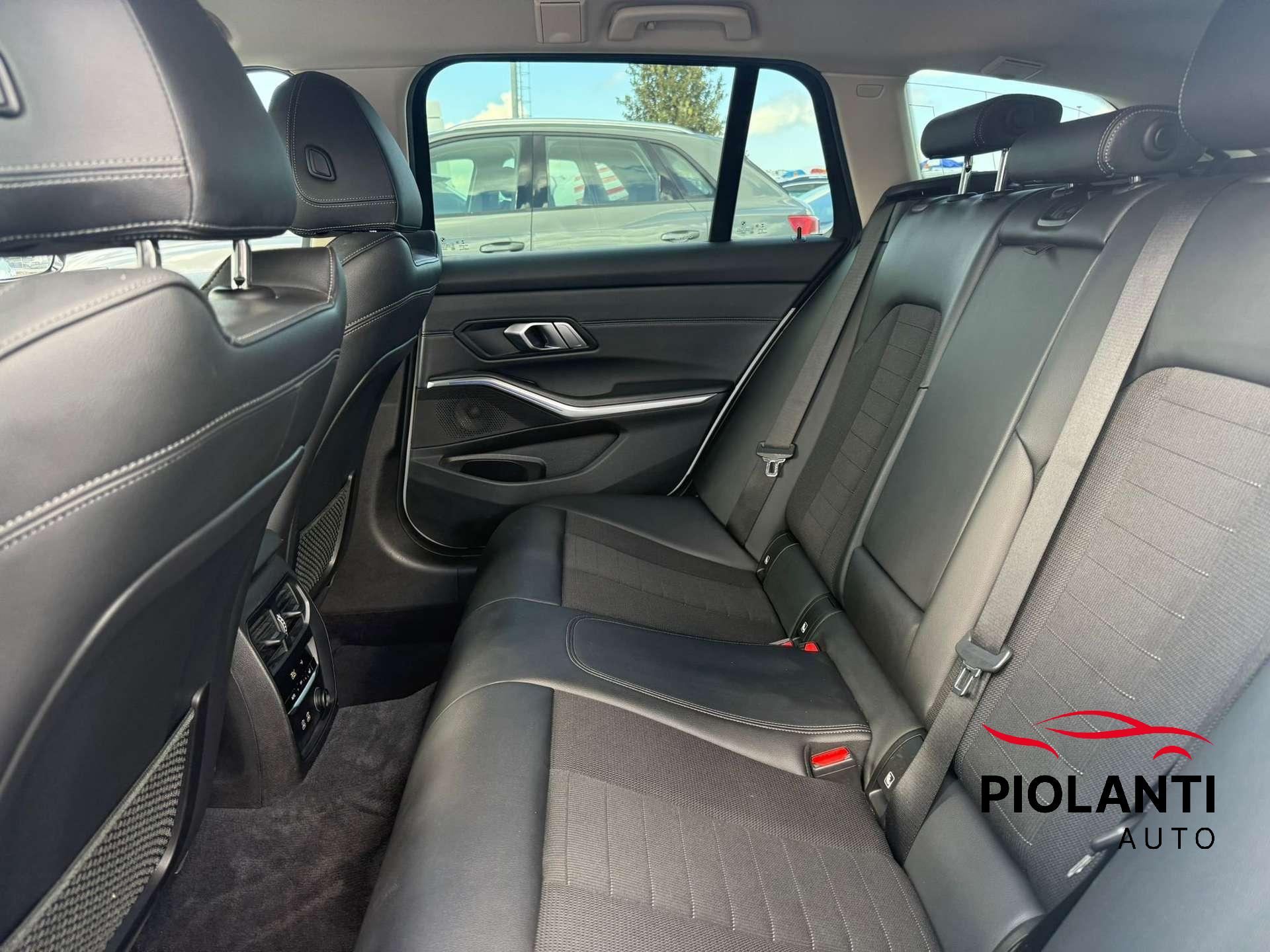 BMW 320  Serie 3 G21 2019 Touring 320d Touring Msport auto