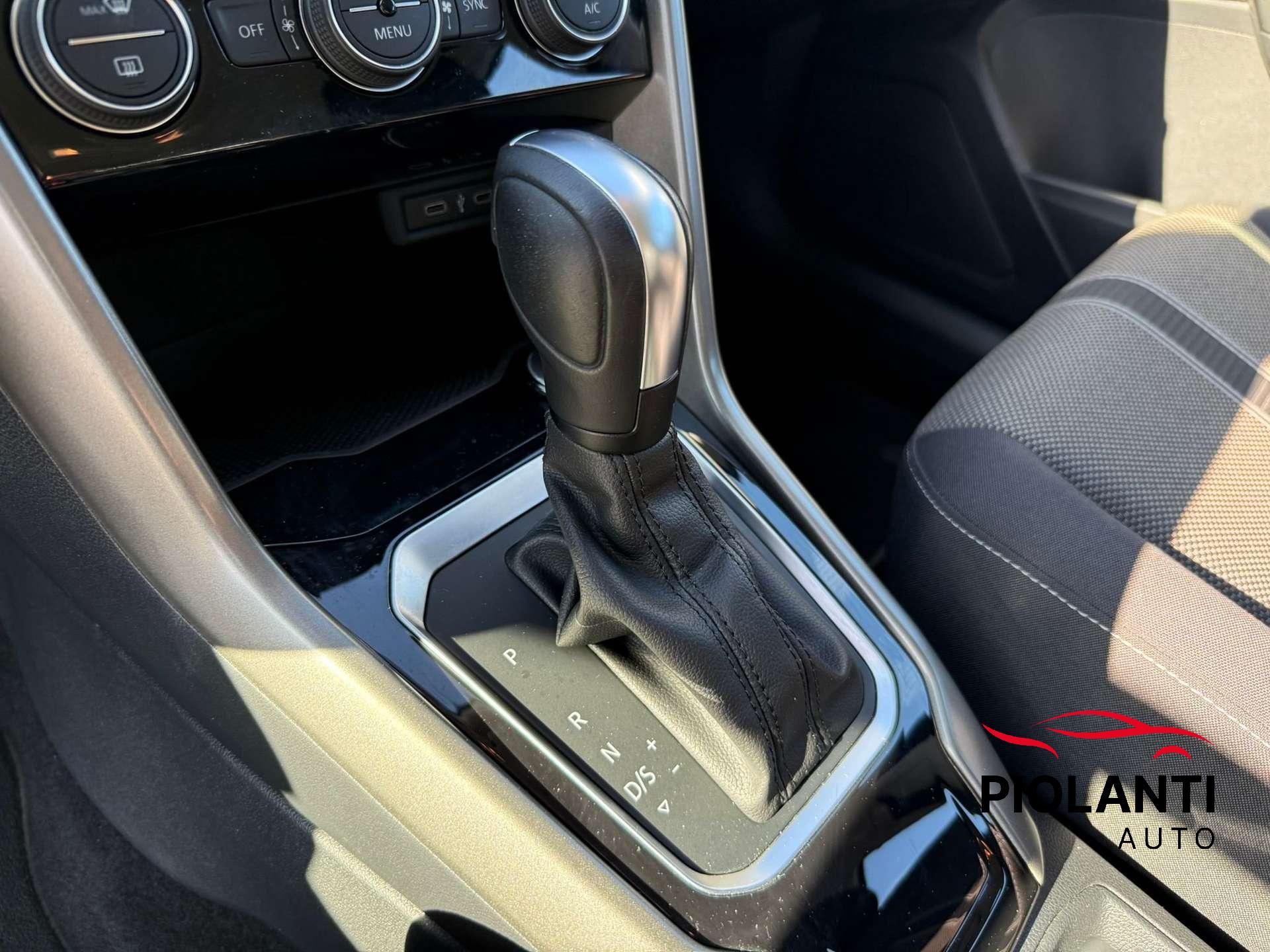 Volkswagen T-Roc  T-Roc 1.5 tsi Business dsg