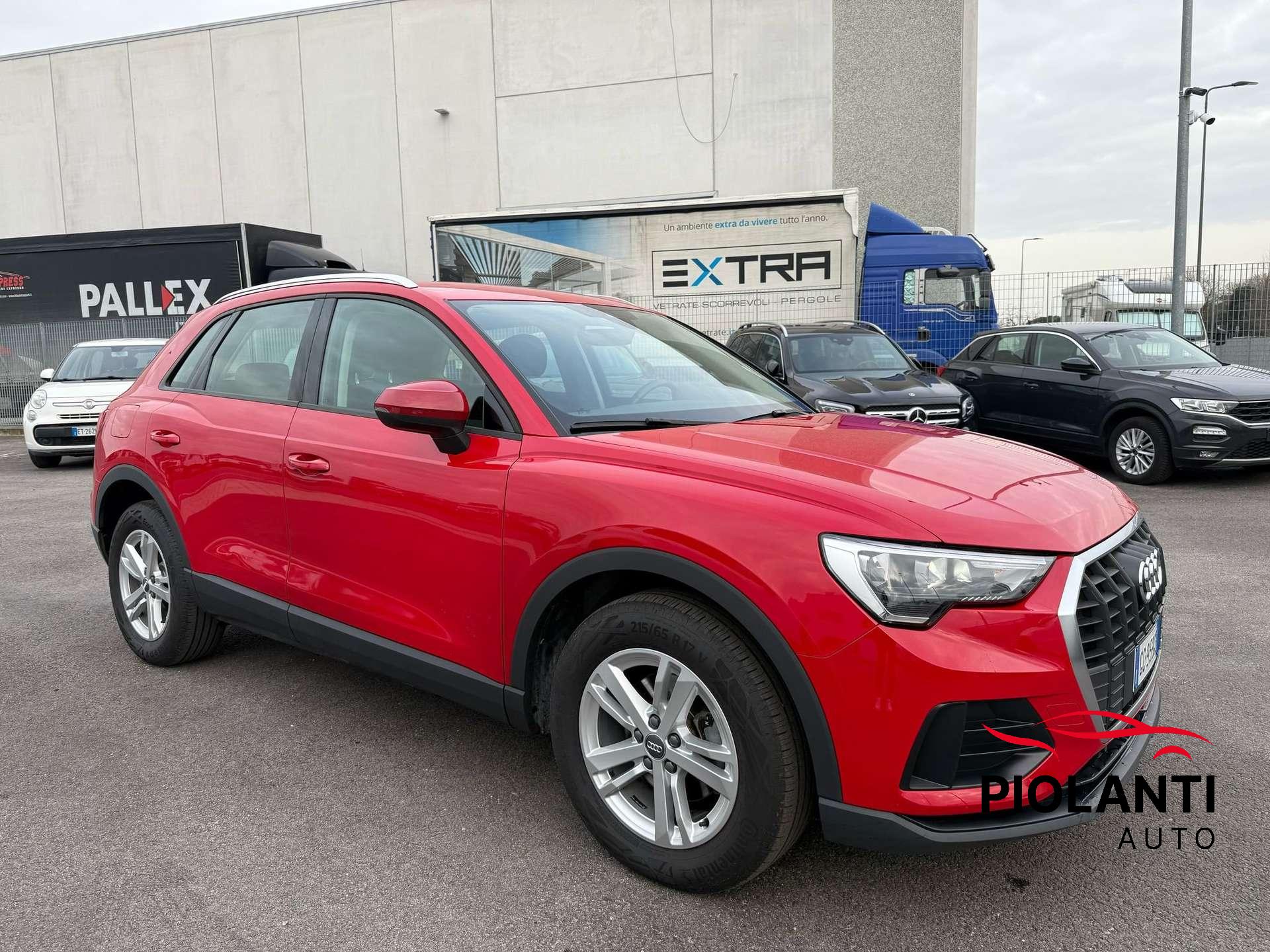 Audi Q3  Q3 35 2.0 tdi Business s-tronic