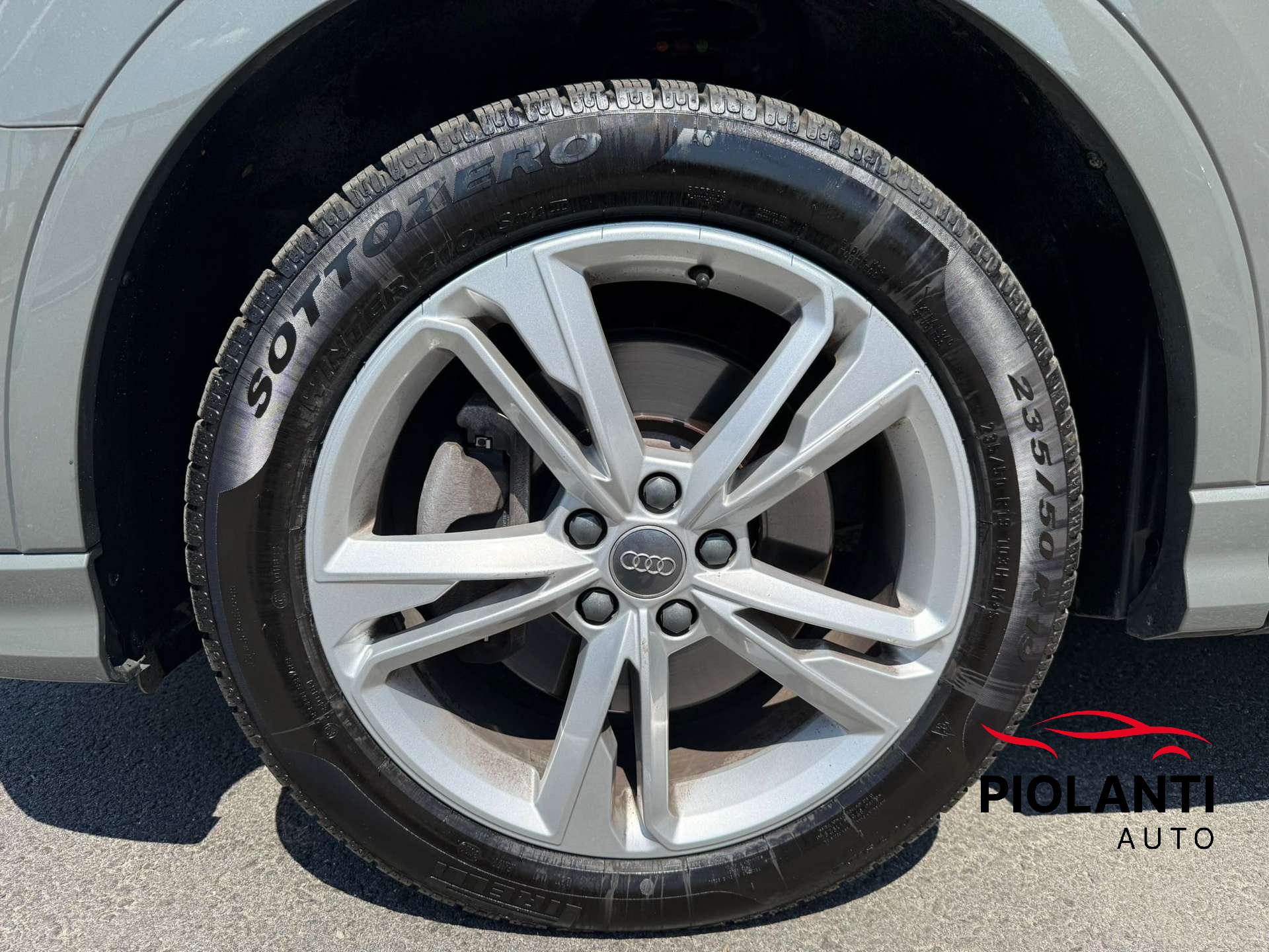 Audi Q3  Q3 40 2.0 TDI S LINE EDITION quattro 190cv