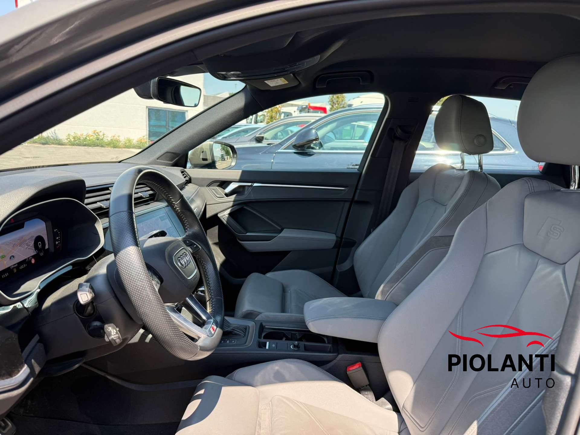 Audi Q3  Q3 40 2.0 tdi SLINE edition quattro 190cv s-tronic