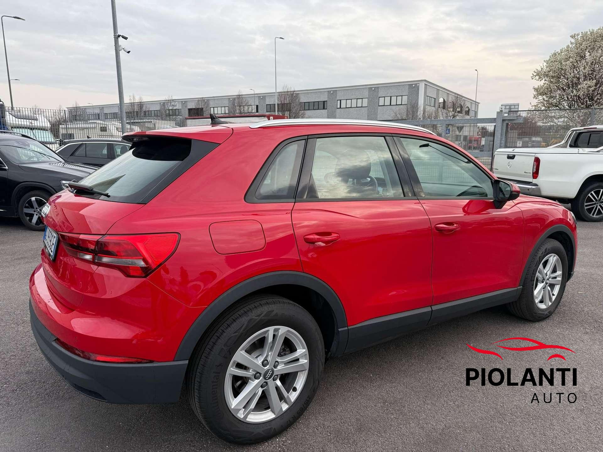 Audi Q3  Q3 II 2018 35 2.0 tdi Business Advanced s-tronic