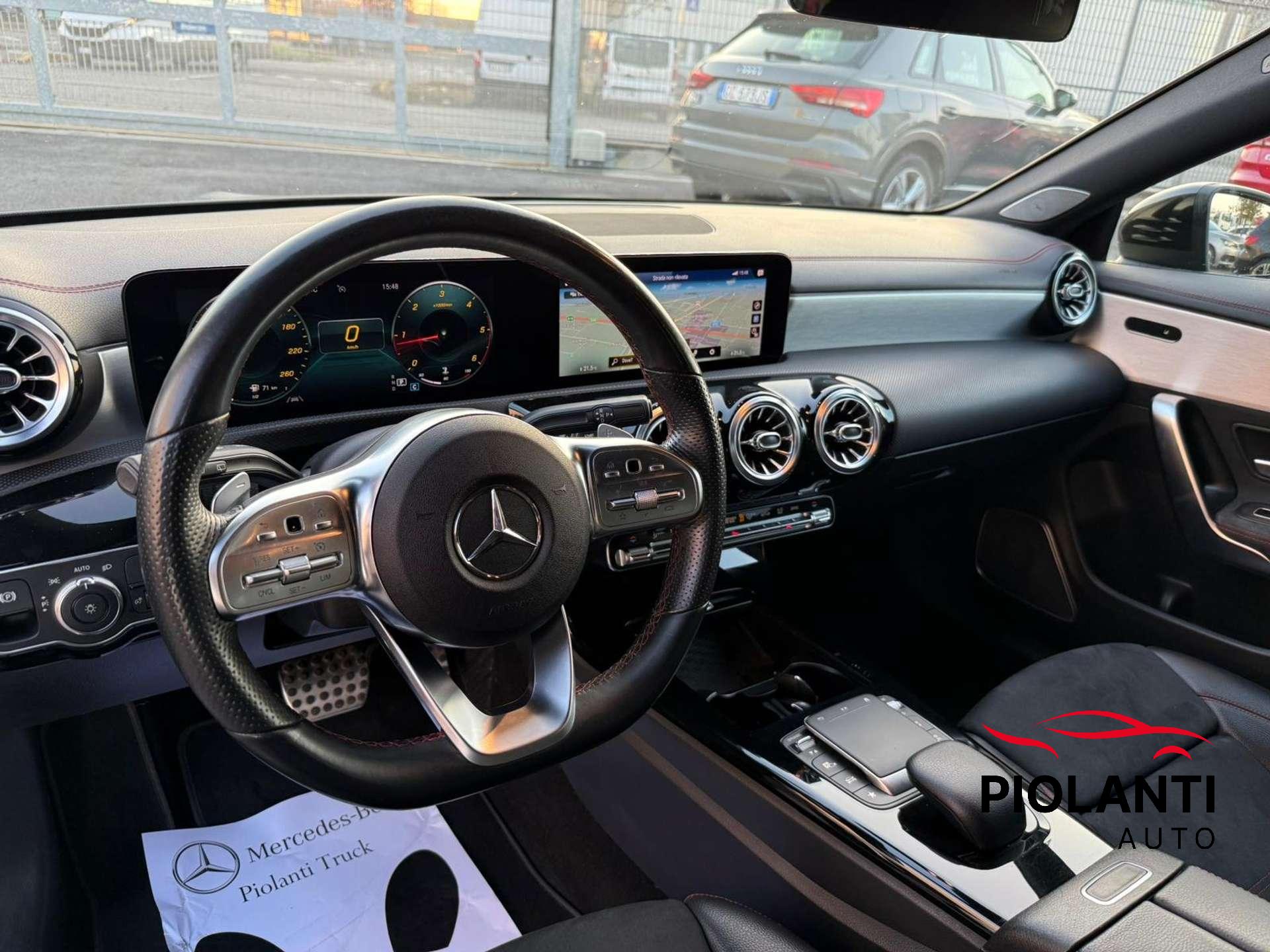 Mercedes-Benz CLA 200  CLA 200d Shooting Brake d Premium auto