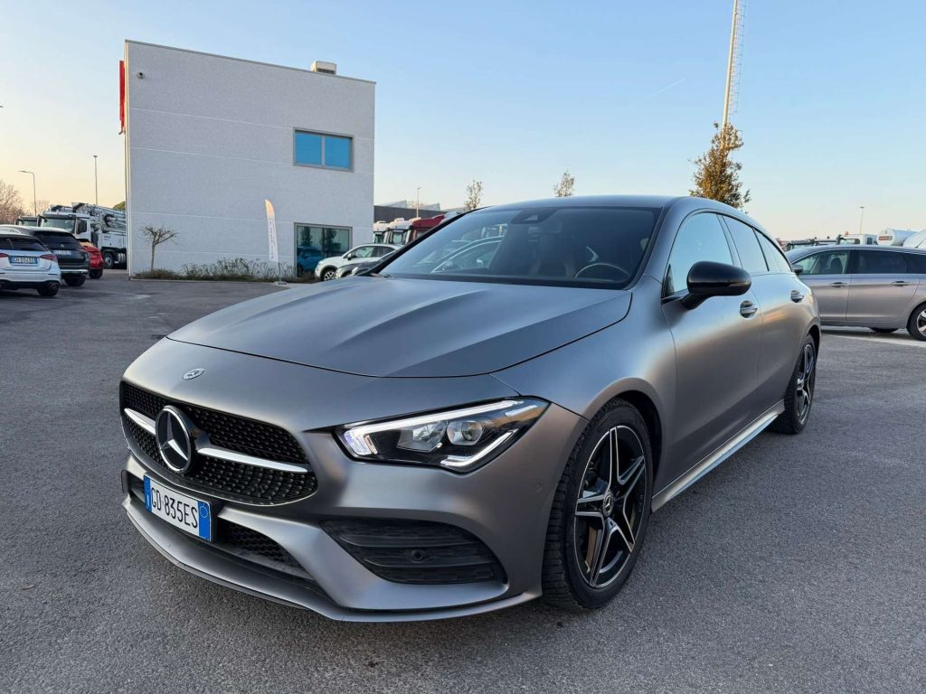 Mercedes-Benz CLA 200 CLA 200d Shooting Brake d Premium auto