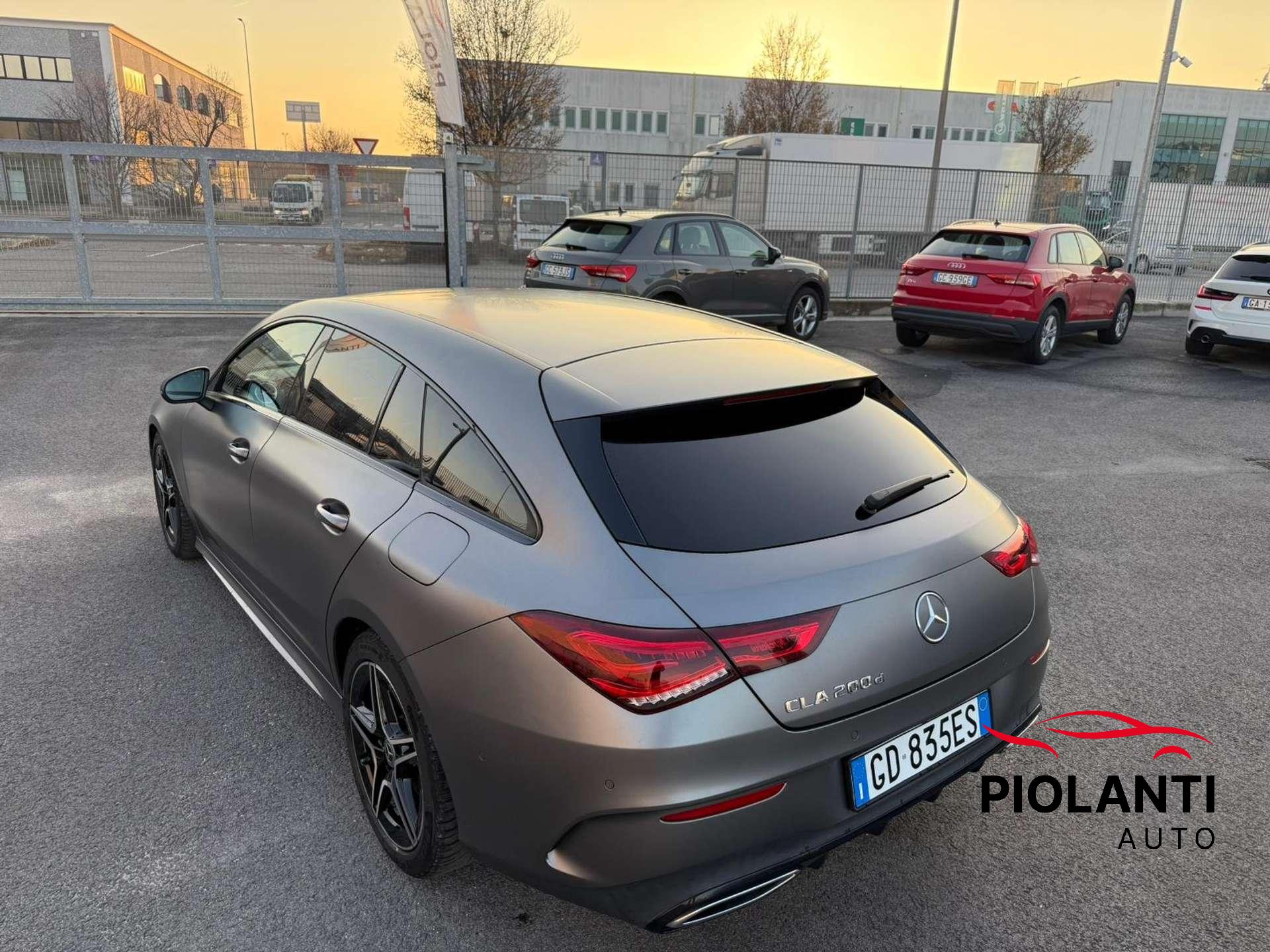 Mercedes-Benz CLA 200  CLA 200d Shooting Brake d Premium auto