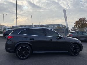 Mercedes-Benz GLC 220  GLC 220d AMG Line Premium Plus 4matic auto